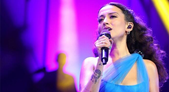 AKP’li belediye Mabel Matiz ve Melike Şahin’in konserlerini iptal etti