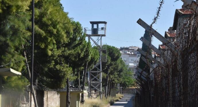 Hak ihlallerini protesto ettikleri için tekli hücreye konuldular