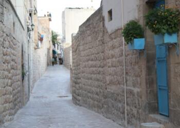 Mêrdîn’de yenileme adı altında tarihi doku yok ediliyor