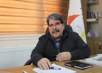 PYD Eşbaşkanı Salih Muslim: 9 Suriye askeri öldürülmüş, kimse tık diyemiyor