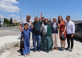 İnfazı yakılan Barış Annesi Bulut tahliye oldu: Başım dik, pişman değilim