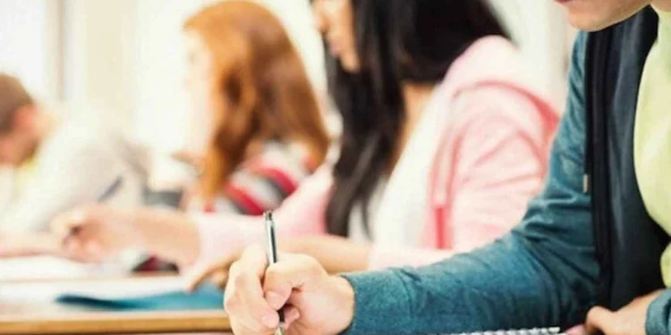 Erasmusla İtalya’ya giden lise öğrencisi Almanya’ya iltica etti