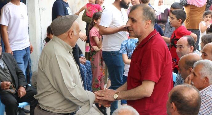 30 yıllık tutuklu Şahin’e memleketinde kitlesel karşılama