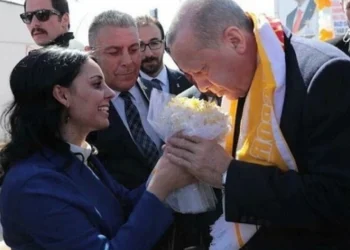 Usulsüzlüklerle gündeme gelen Erdoğan’ın ‘manevi kızı’na yeni görev