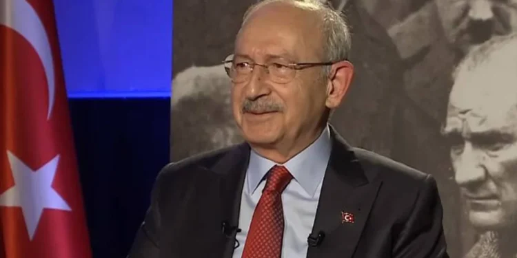Kılıçdaroğlu: İmamoğlu görevine devam edecektir