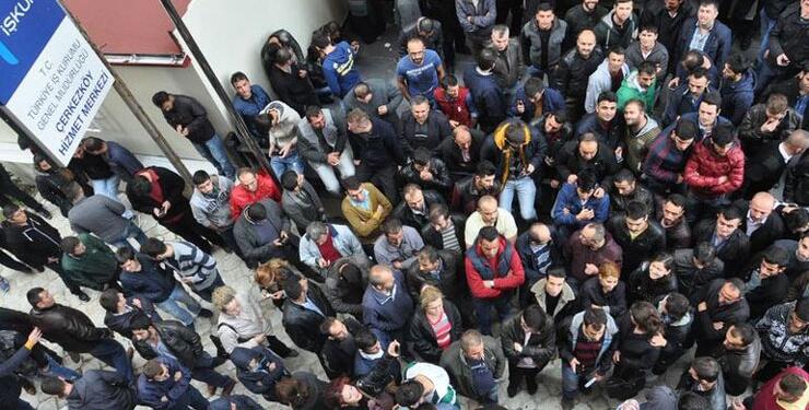 İşsizlik bir ayda 64 bin kişi arttı