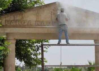 Kayyum parkın Kürtçe ismini sildirdi