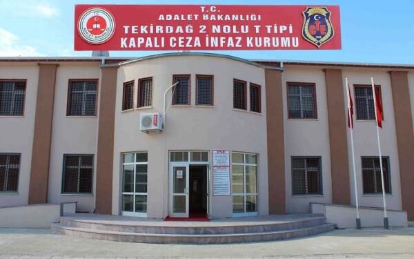 HDP’den tutuklu PM üyesi Kırmızı için açıklama: İşkenceye son verin