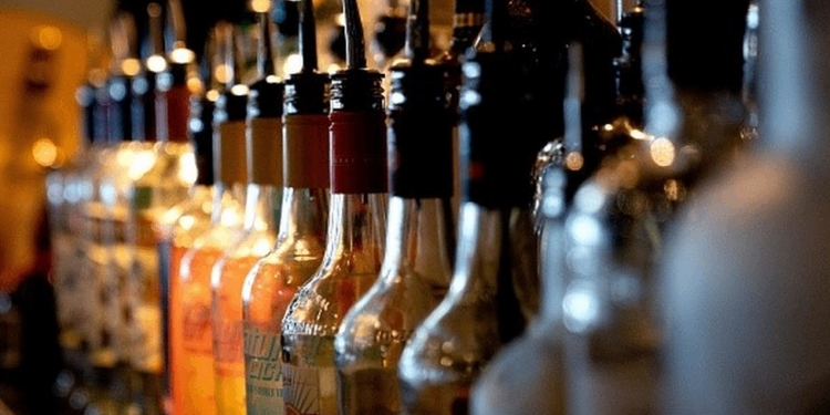 Samsun’da halka açık alanlarda içki içmek yasaklandı