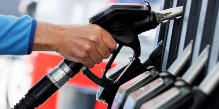 Benzine ve motorine KDV zammı