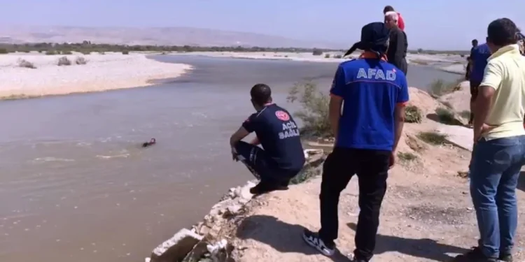 13 yaşındaki çocuk Batman Çayı’nda kayboldu