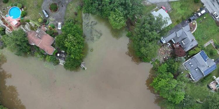 ABD’de sel: Üç kişi öldü, dört kişi kayıp