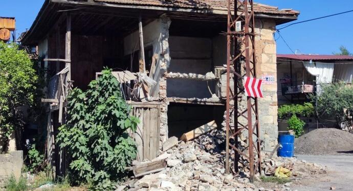 Sağlık Bakanı Koca: Adana’da yaşanan depremde 8 kişi yaralandı