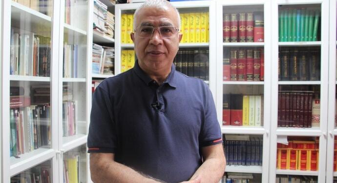 Zana Farqînî: Devlet Kürtçe’den korkuyor