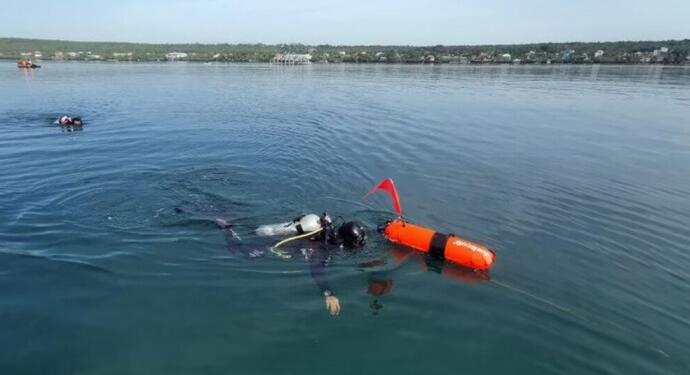 Endonezya’da feribot battı: 15 ölü, 19 kayıp