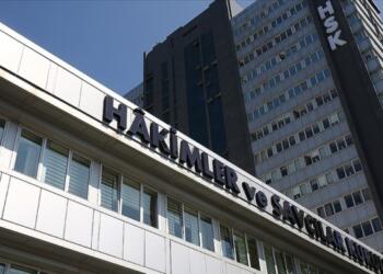 Erdoğan’ın adaylığına itiraz eden hakim ihraç edildi