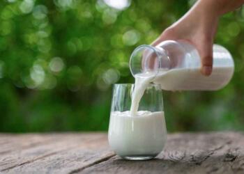 Çiğ süte yüzde 35 zam yapıldı