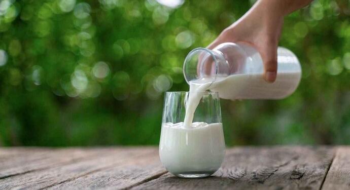 Çiğ süte yüzde 35 zam yapıldı