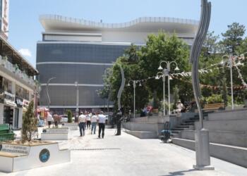 Wan kayyumu kenti parsel parsel satıyor