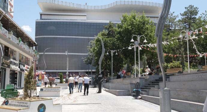 Wan kayyumu kenti parsel parsel satıyor