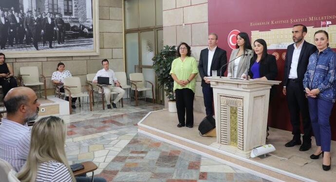 Cudî yanmaya devam ediyor: Bakanlık yangını inkar etti