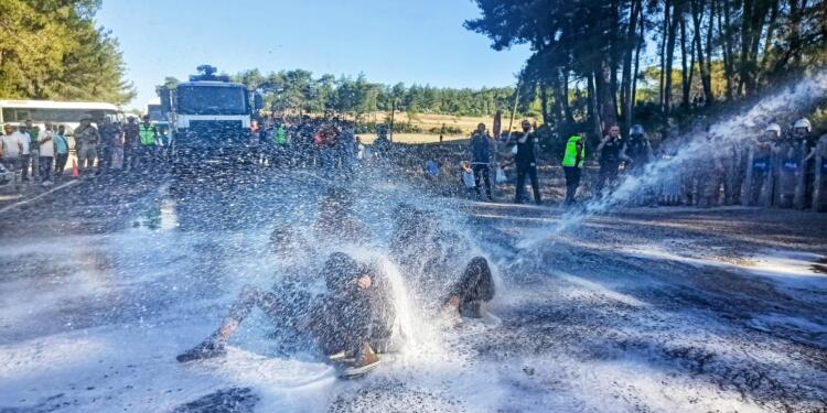 Akbelen’de jandarma halka saldırdı: Direniş devam ediyor