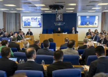 Emeklilere yüzde 25 zam