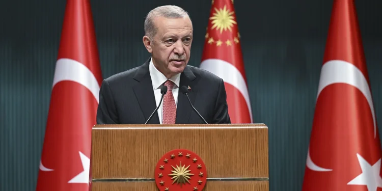 Erdoğan’dan emekli ve memura zam açıklaması