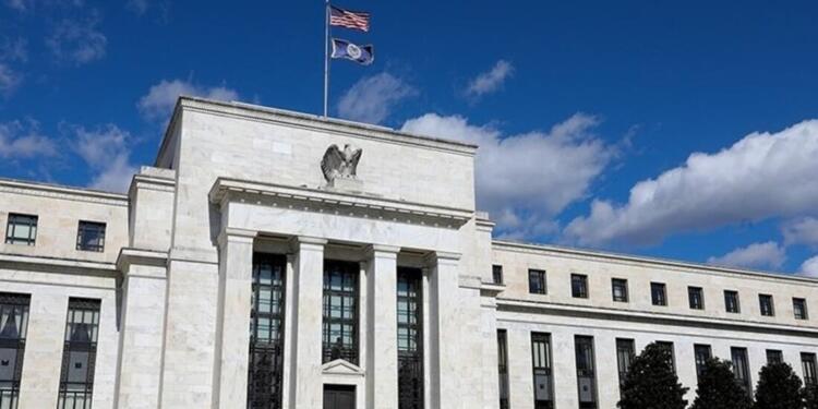 Fed faizi 25 puan arttırdı