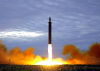 ABD-Kuzey Kore gerilimi: Nükleer denizaltısına karşı balistik füze denemesi