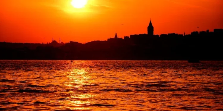 Akdeniz, Ege, Marmara için uyarı: Çarşamba günü işiniz yoksa dışarı çıkmayın