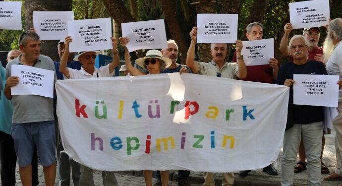 İzmirlilerden Kültürpark açıklaması