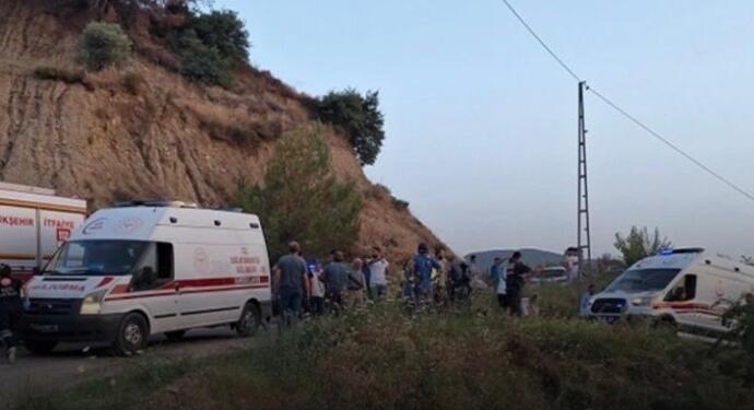 Manisa’da trafik kazası: 20 kişi yaralandı