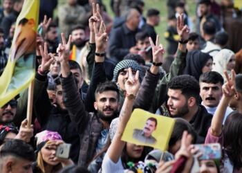 Rojava’da binler tecride karşı alanlara çıktı