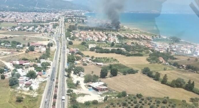 Seferihisar’da makilik alanda yangın