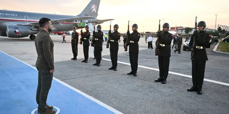 Zelensky İstanbul’a geldi