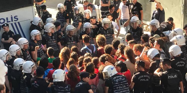 Suruç Katliamı’nı andıkları için tutuklanan gençler tahliye edildi