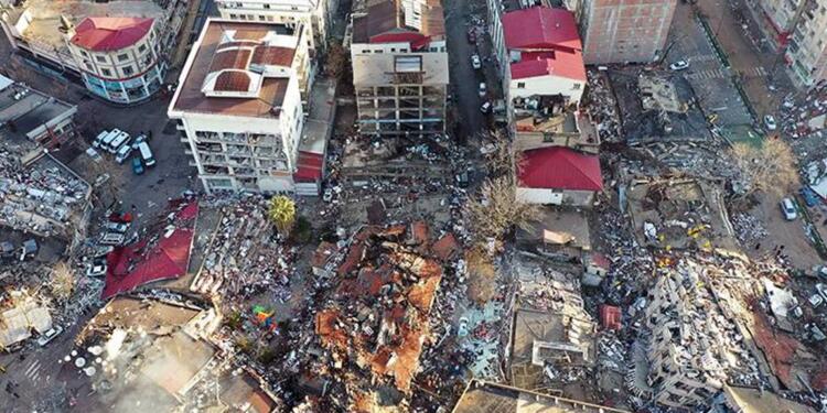 Depremin üzerinden altı ay geçti ancak hâlâ onlarca kişi kayıp