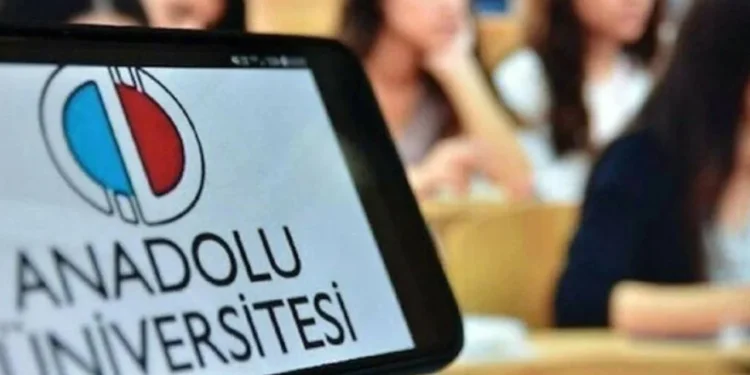 AÖF kayıt ücretlerine yüzde 90’lık zam