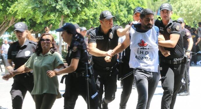 Hak savunucuları: Cumartesi Anneleri’nin eylemi haklı ve meşrudur