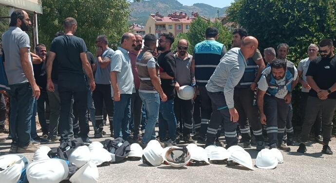 FEDAŞ işçileri hakları için eylem yaptı