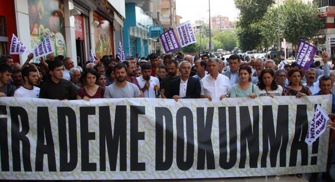 Türkoğlu: Kayyumlara gereken cevabı tekrar vereceğiz