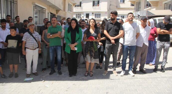 DAİŞ saldırısında katledilenler anıldı: ‘Oylarımız arttı’ diyenleri unutmadık