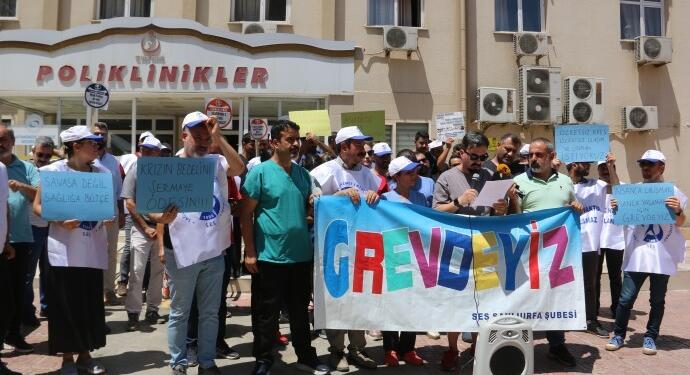 İş bırakan sağlık emekçileri taleplerini açıkladı