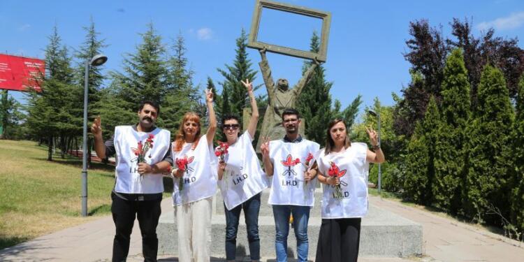 Berfo Ana Anıtı önünden seslendiler: Kayıplarımızdan vazgeçmiyoruz!