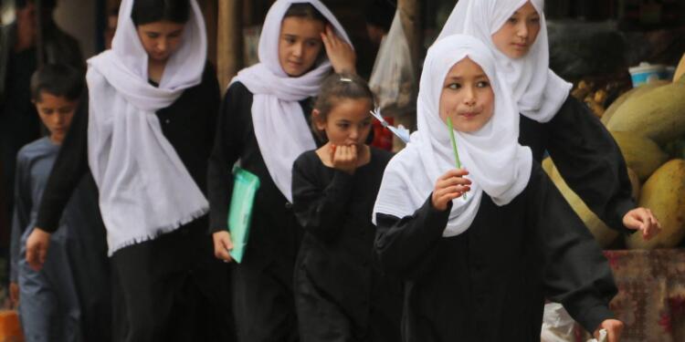 Taliban, Bamyan’da kız çocuklarının eğitim görmesini yasaklandı