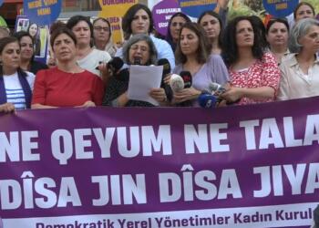 Kadınlar kayyumları protesto etti: Halkın ürettiği bütün değerleri gasp ettiler, çaldılar