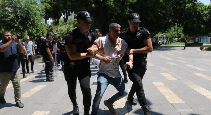 Adana’da gözaltına alınanlar serbest bırakıldı