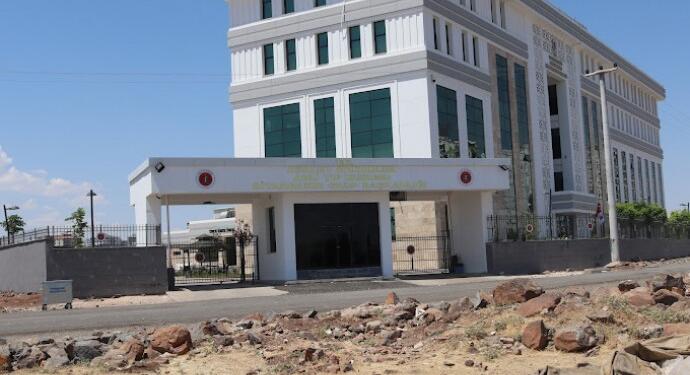 Koç’un cenazesini teşhis eden ailesi kan örneği verdi