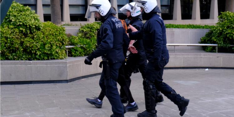 Gebze’de 4 kişi gözaltına alındı